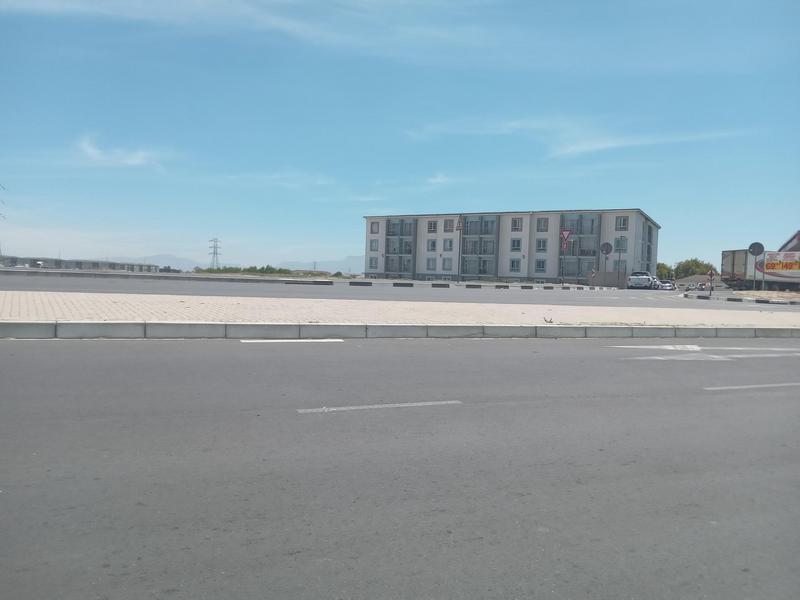 To Let 4 Bedroom Property for Rent in Stellendale Western Cape